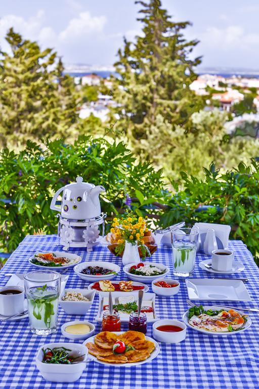 Pasalimani Hotel Чесме Екстериор снимка