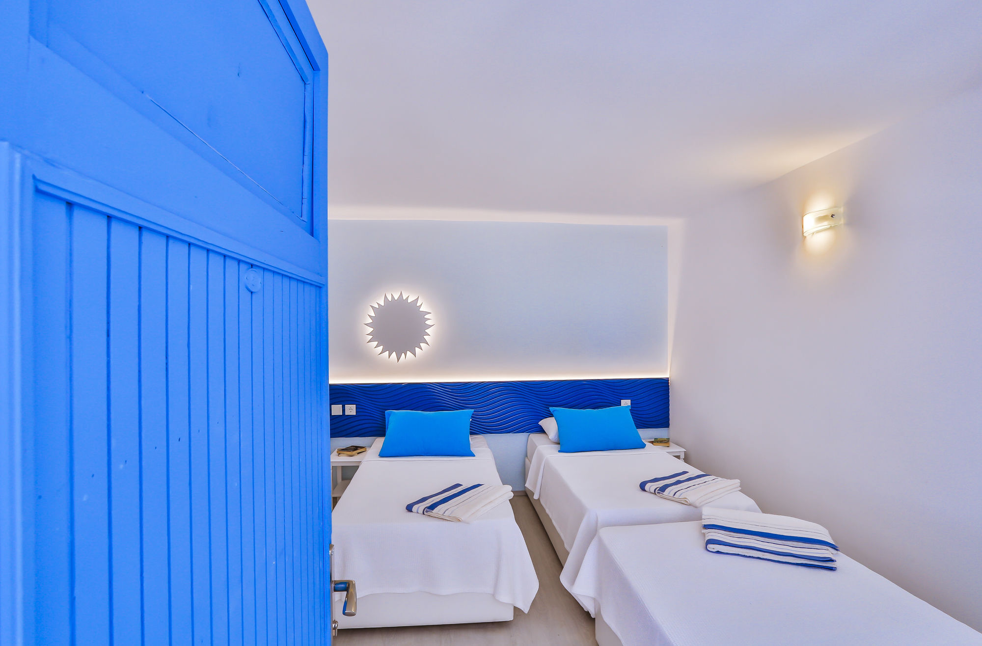 Pasalimani Hotel Чесме Екстериор снимка