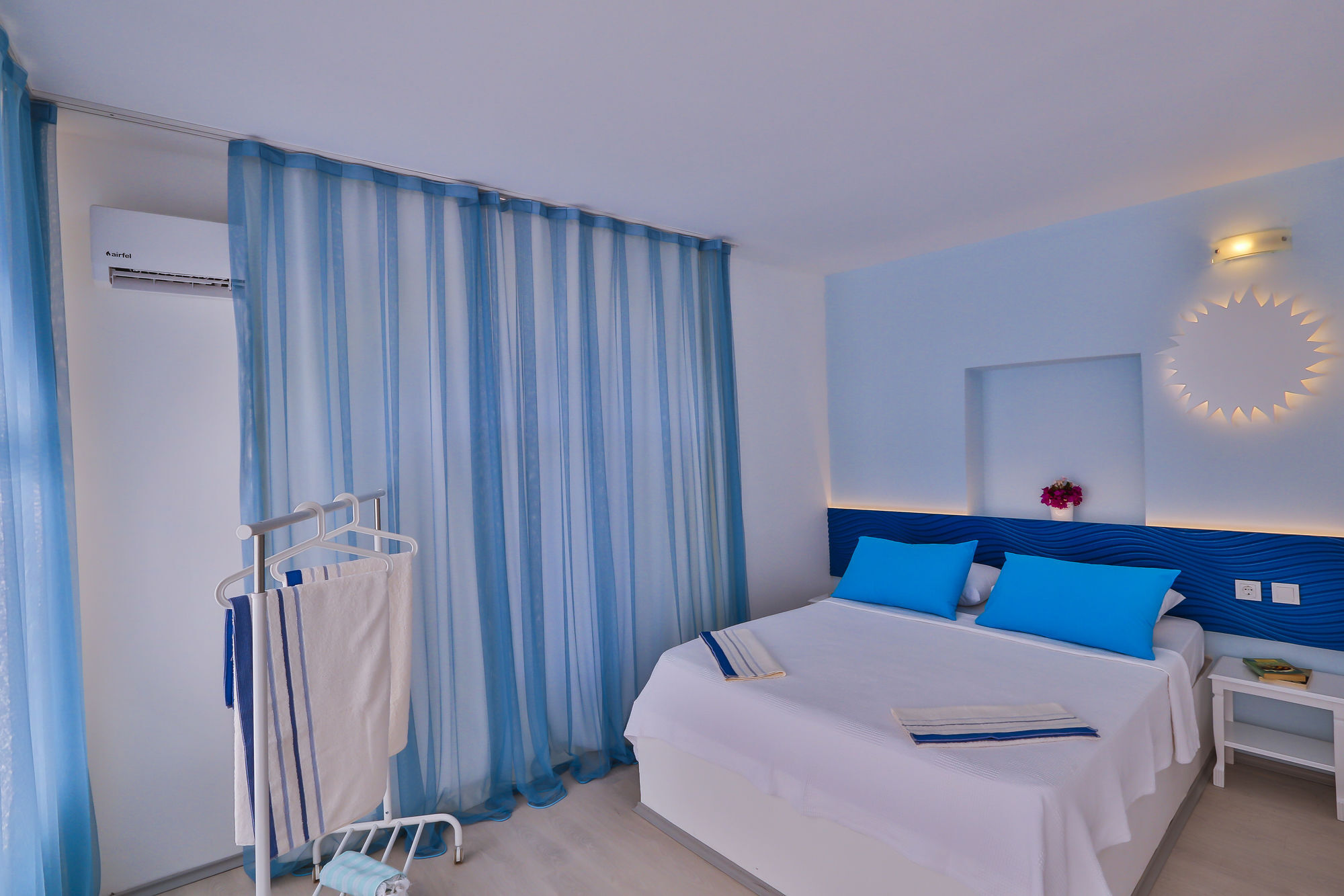 Pasalimani Hotel Чесме Екстериор снимка